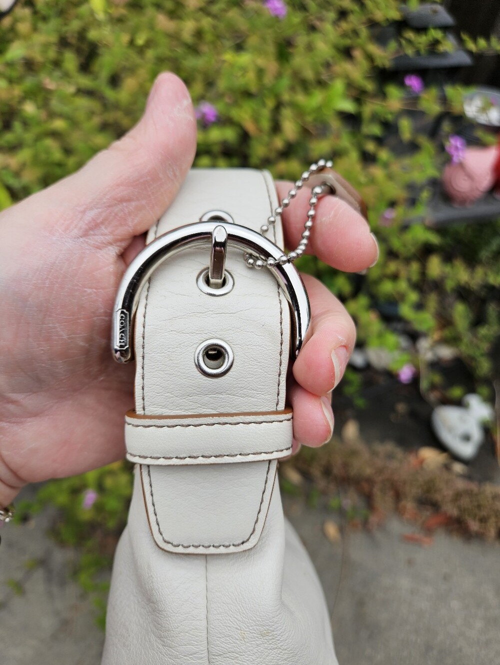 Vintage Coach Soho Small Hobo Bag - 9541 - Picture 11 of 16